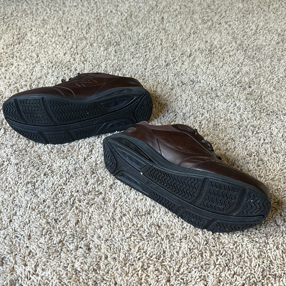 New Balance Men’s Walking Shoes 11.5 - Picture 2 of 6